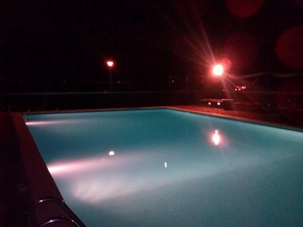 Pool, Cavalieri, Perugia