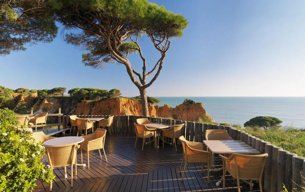 Terrace, Pine Cliffs Ocean Suites, Algarve