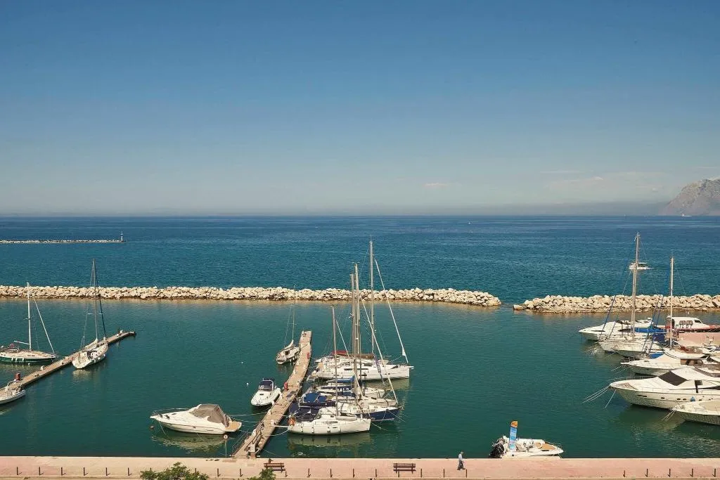 DOUBLE SEA VIEW WITH BALCONY Room, Moxy Patra Marina, Athens