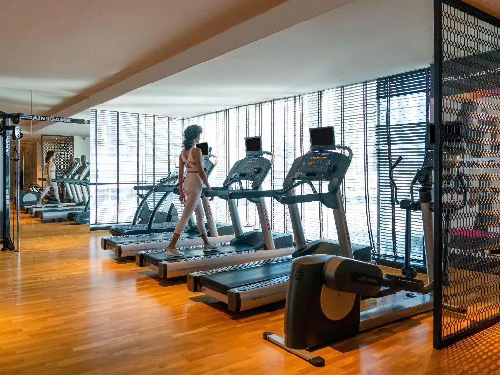 Sports and Entertainment, Pullman Dubai Downtown, Dubai