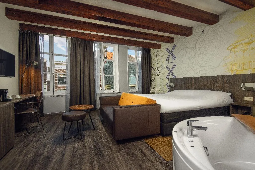 SUITE STANDARD Room, Inntel Hotels Amsterdam Centre, Amsterdam