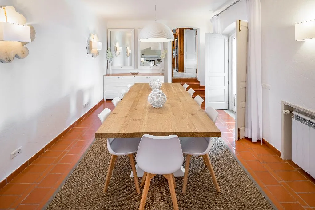 VILLA SIX BEDROOMS WITH PRIVATE POOL Room, Shantivillas, Algarve