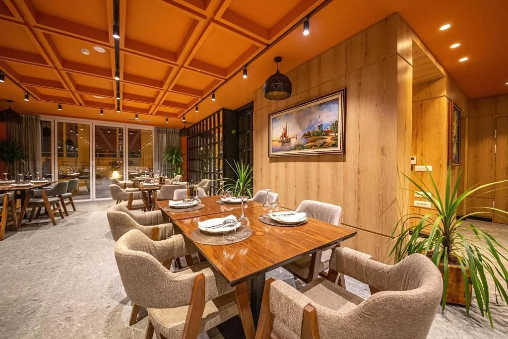Restaurant, Azure Inn Hotel, Southern Albania