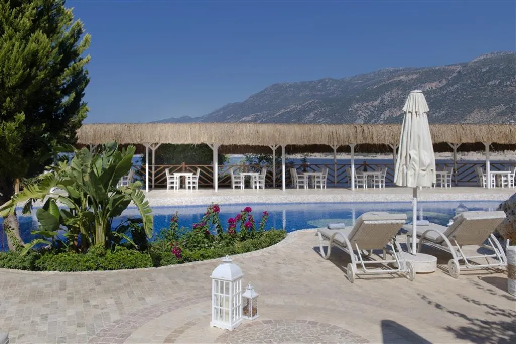 Pool, Peninsula Gardens, Dalaman