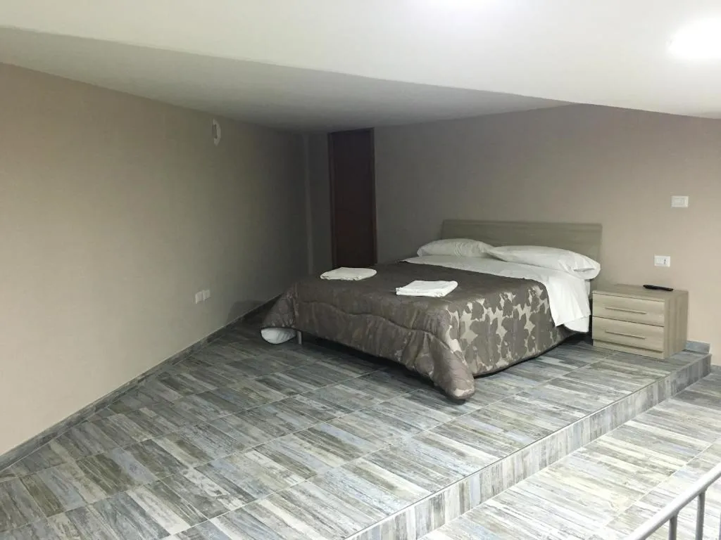 APARTMENT CAPACITY 4 Room, B&B Chez Moi, Naples