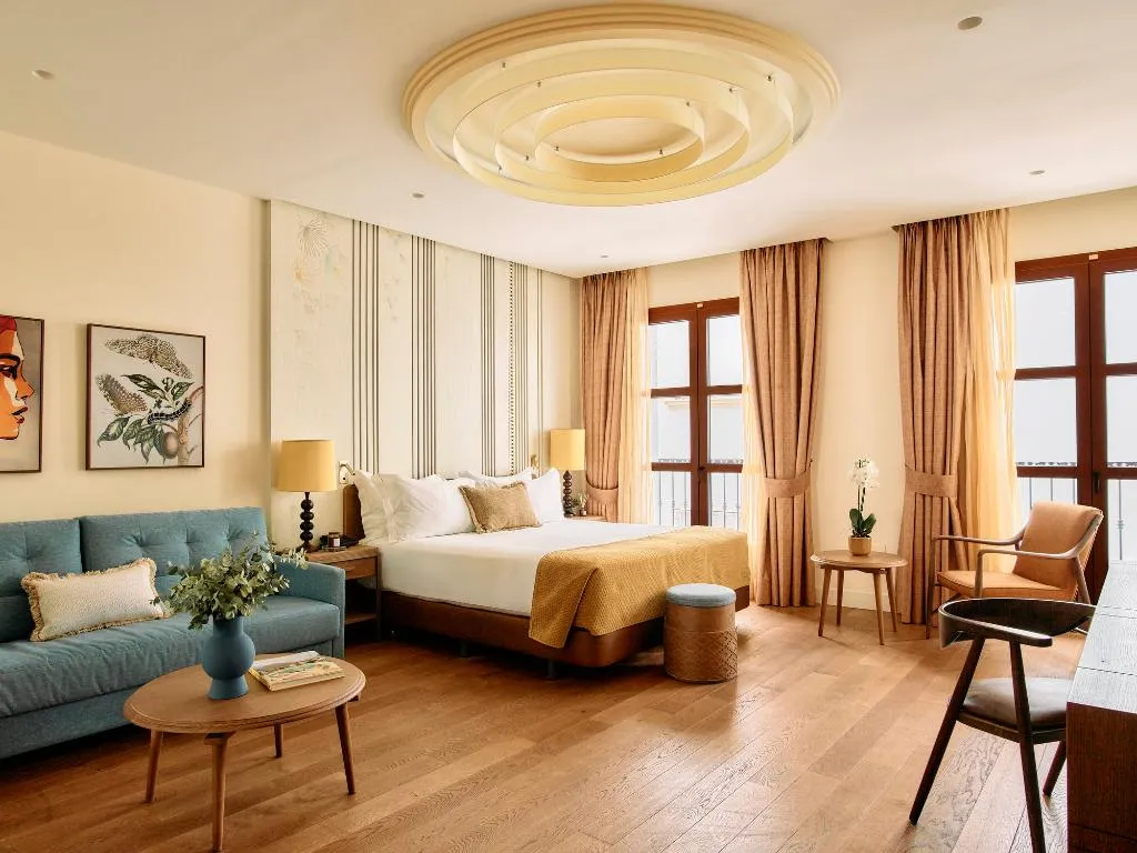 TRIPLE DELUXE Room, El Pilar Andalucia, Costa Del Sol