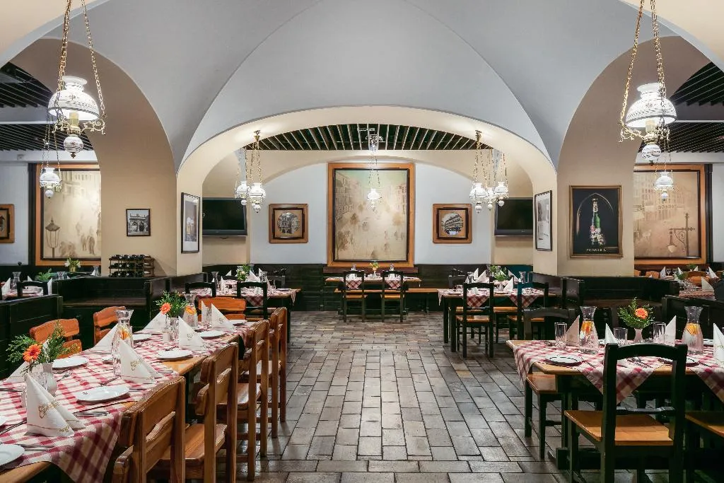 Restaurant, Ambassador Zlata Husa, Prague