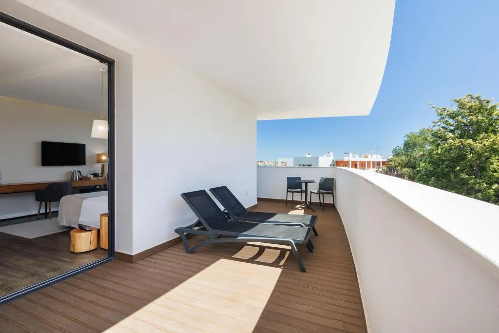 JUNIOR SUITE CLASSIC Room, Jupiter Marina Hotel – Couples & Spa, Algarve