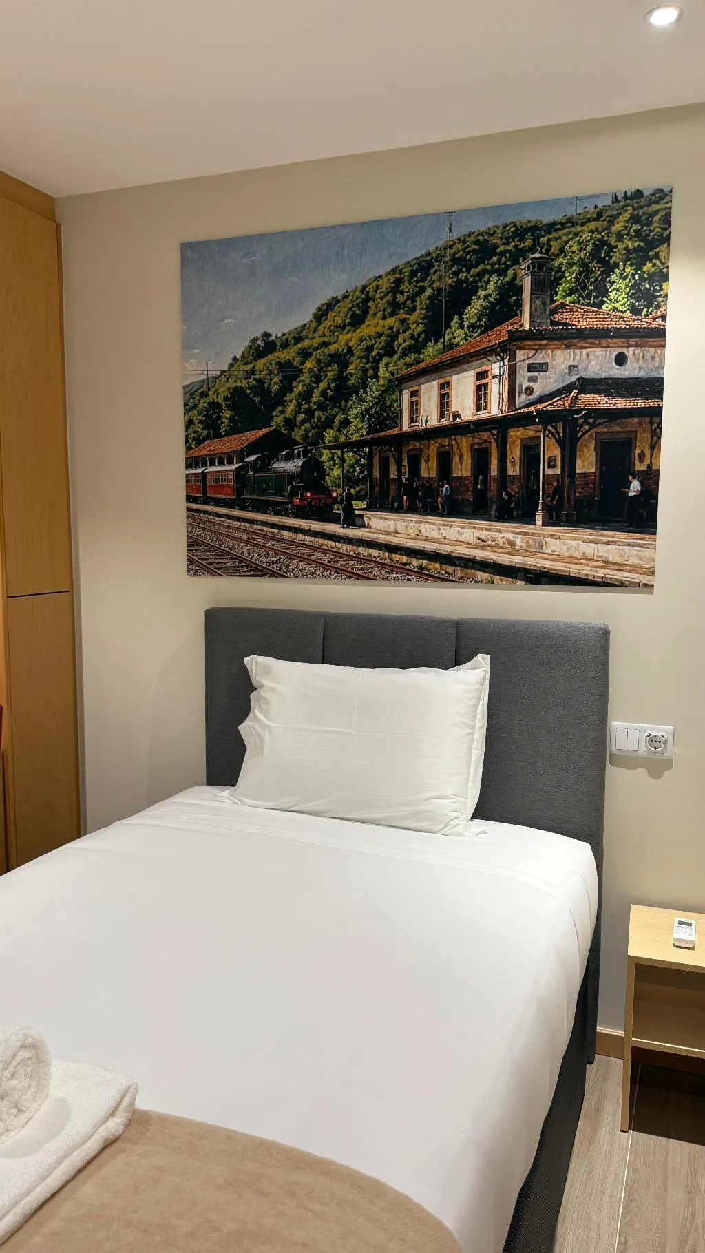 SINGLE STANDARD Room, Oporto Station Hostel & Rooms, Porto