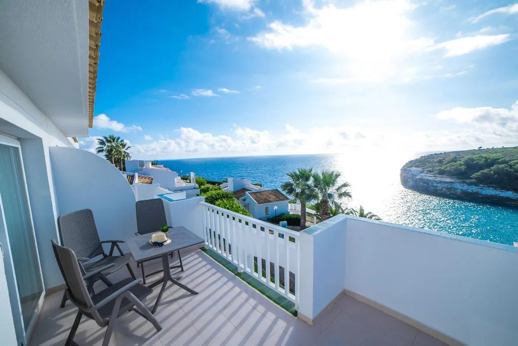 Terrace, Blau Punta Reina Resort, Majorca