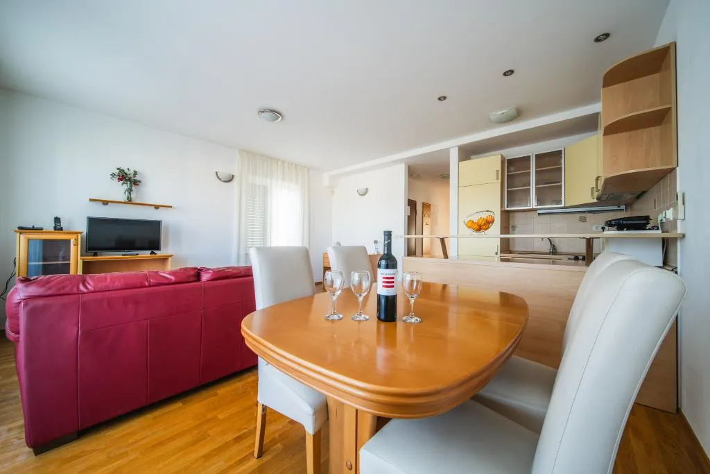 APARTMENT CAPACITY 4 Room, Pervanovo Apartments, Dubrovnik