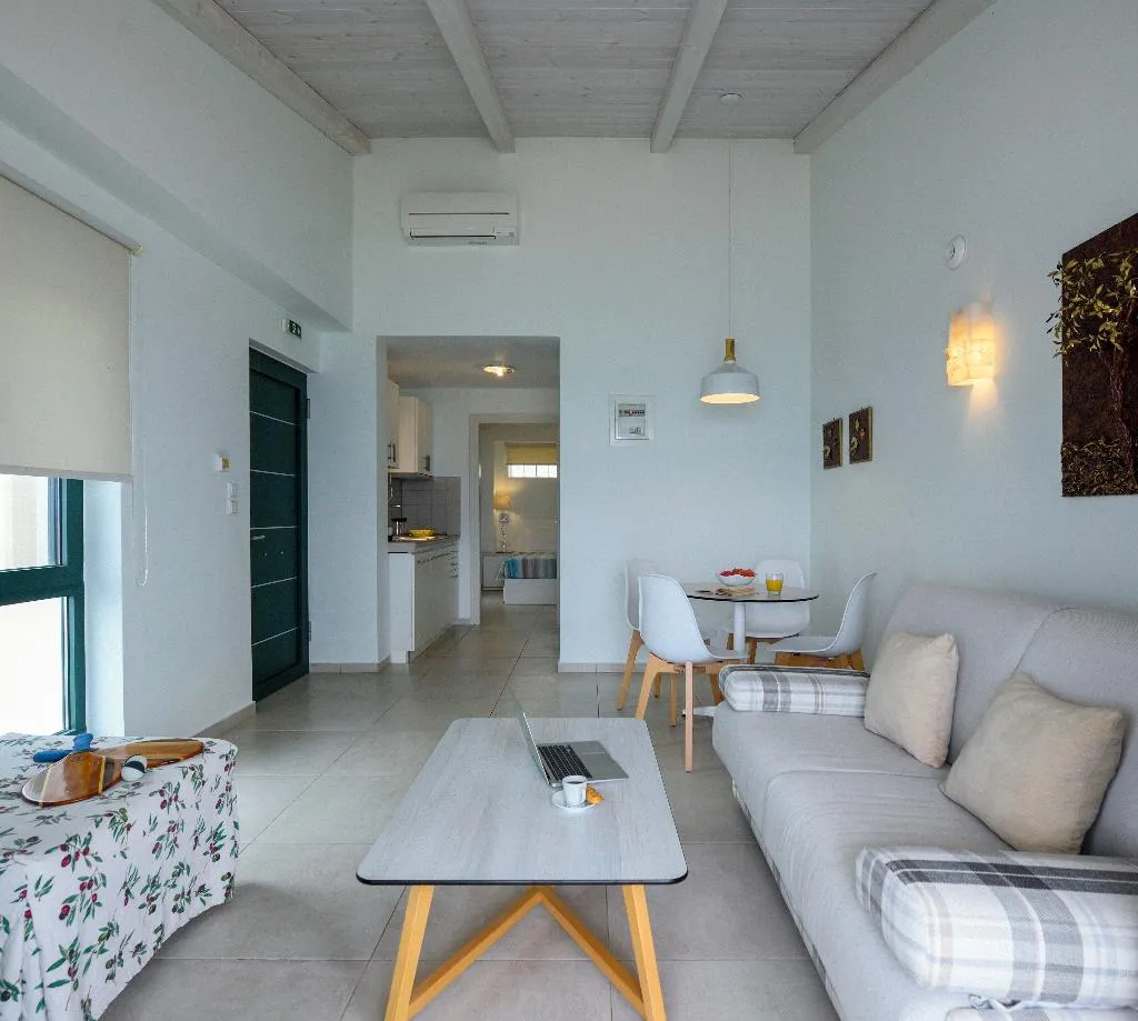 APARTMENT SEA VIEW Room, Elpiniki Luxury Apartments, Thessaloniki
