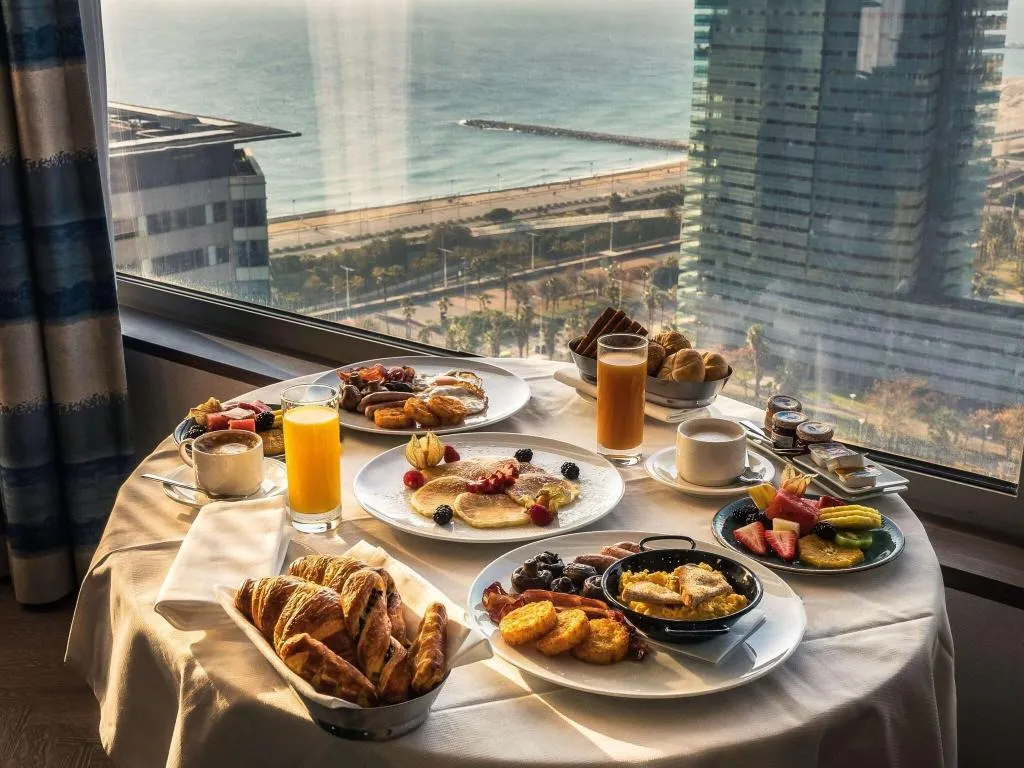 Restaurant, Hilton Diagonal Mar Barcelona, Barcelona