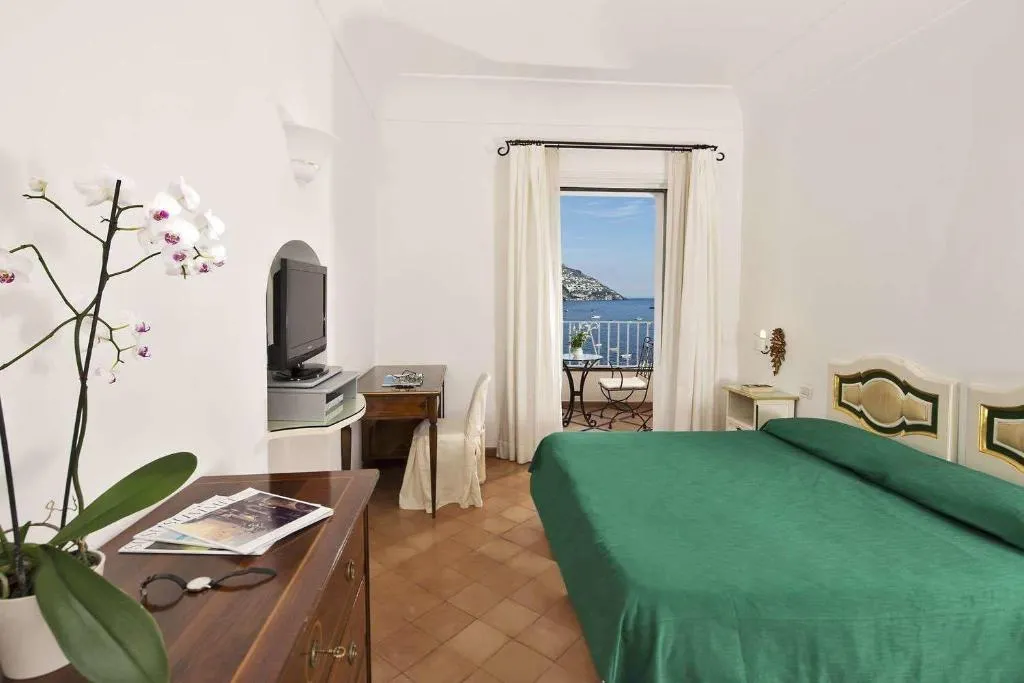 Room, Covo dei Saraceni, Naples