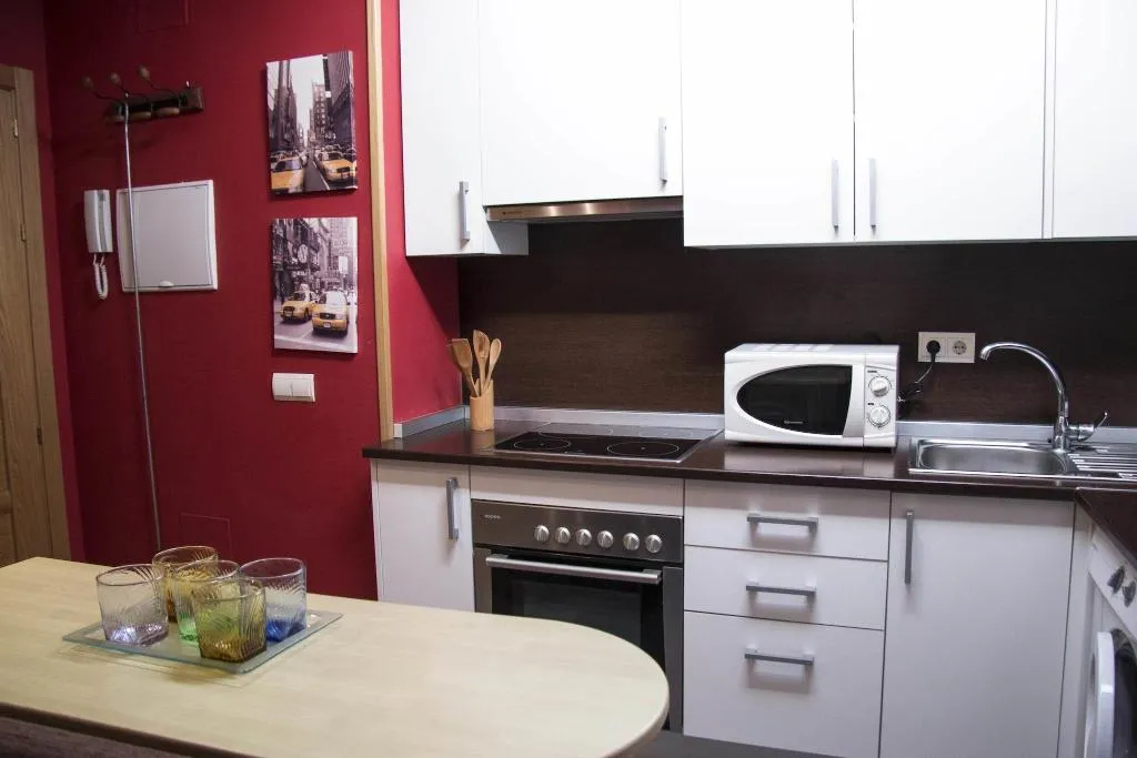 Room, Apartahotel Collarubio, Madrid