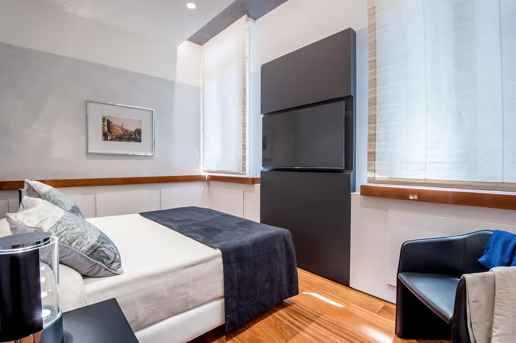 APARTMENT EXECUTIVE ONE BEDROOM Room, Rialto Hotel, Venice
