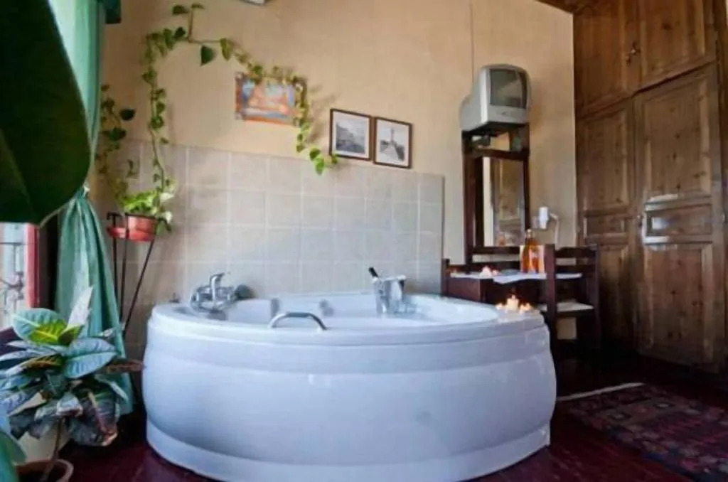 Room, Ifigenia By Captain Michalis, Crete