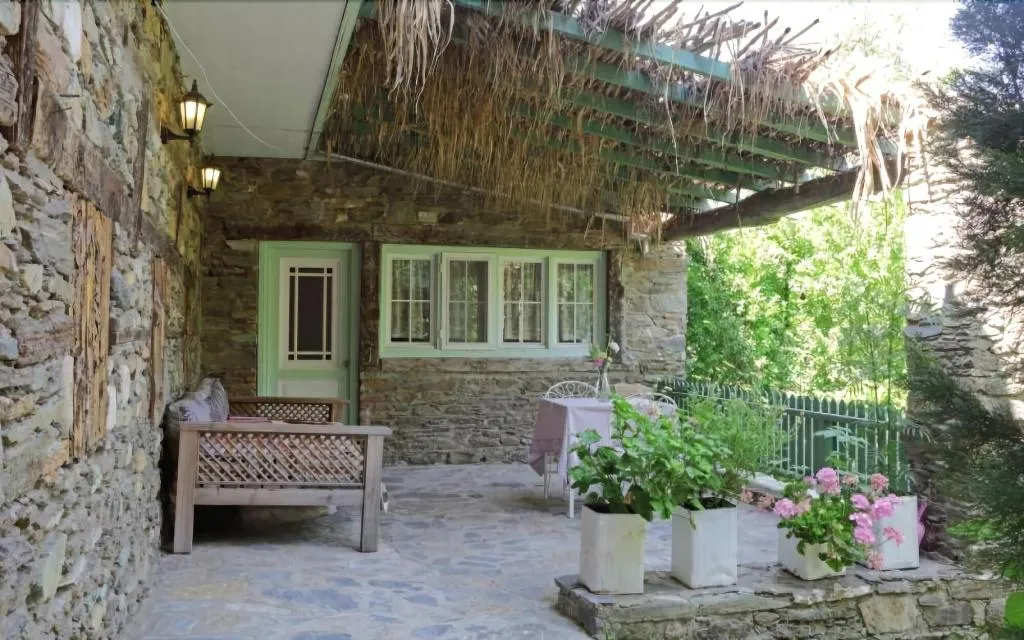Terrace, Nisanyan Hotel, Izmir