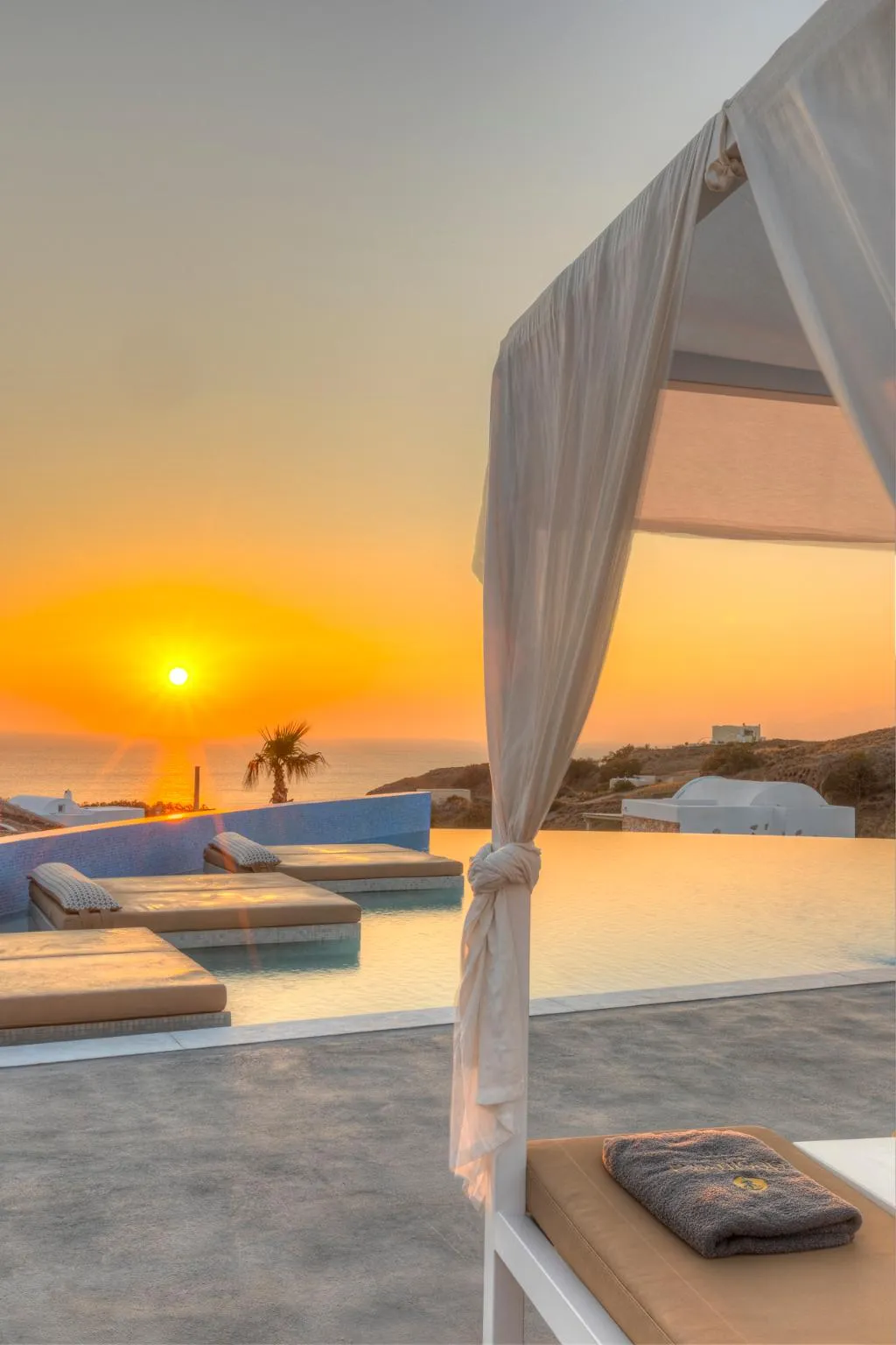 Pool, Desiterra Resort, Santorini