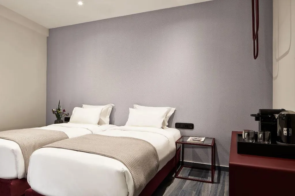 Room, Athens4, Athens