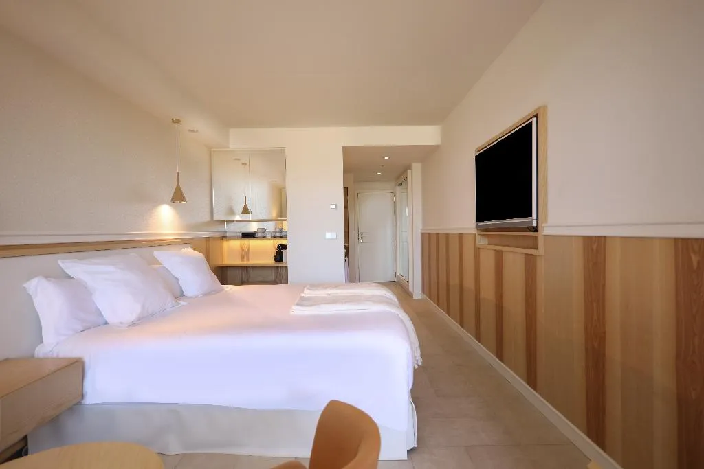 Double or Twin SIDE SEA VIEW Room, Iberostar Selection Anthelia, Tenerife
