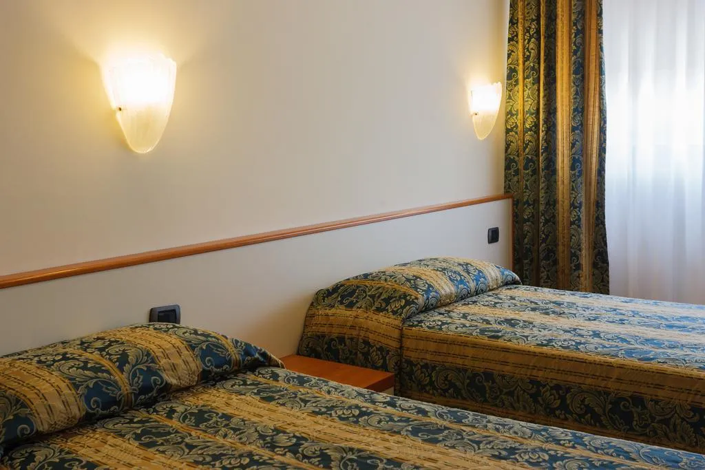 General view, Airmotel, Venice