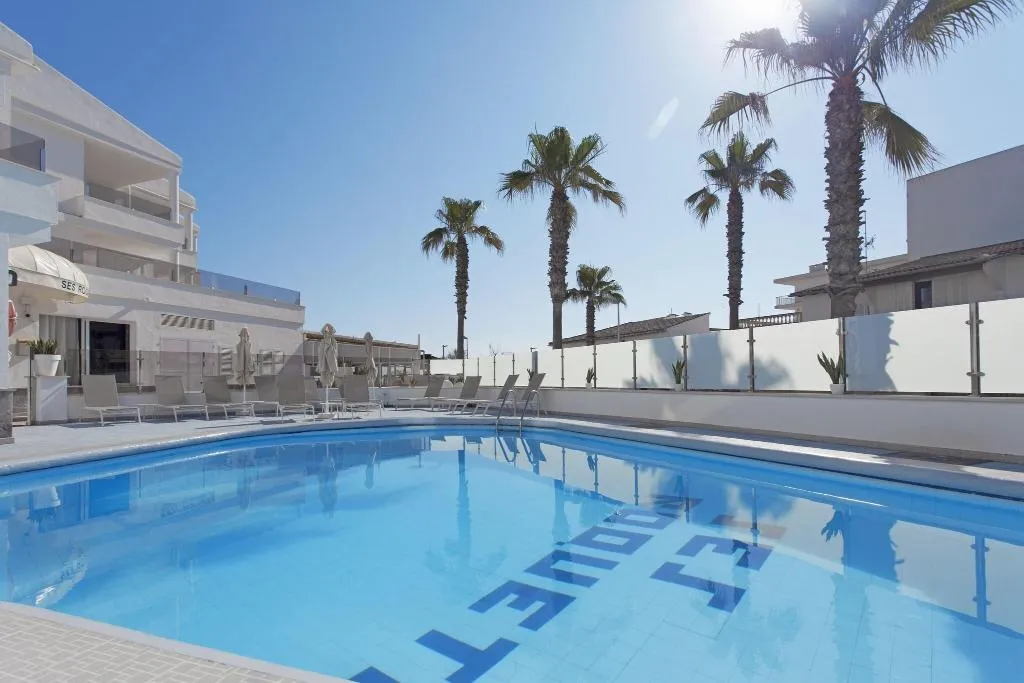 Pool, Apartamentos Ses Roquetes, Majorca