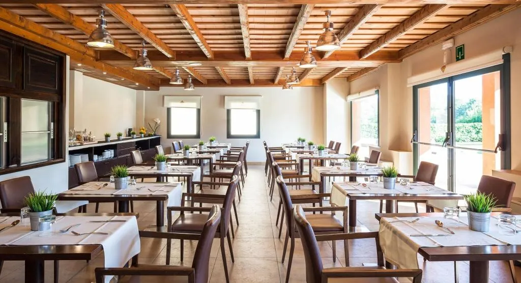 Sports and Entertainment, Hotel Vall de BAs, Costa Brava