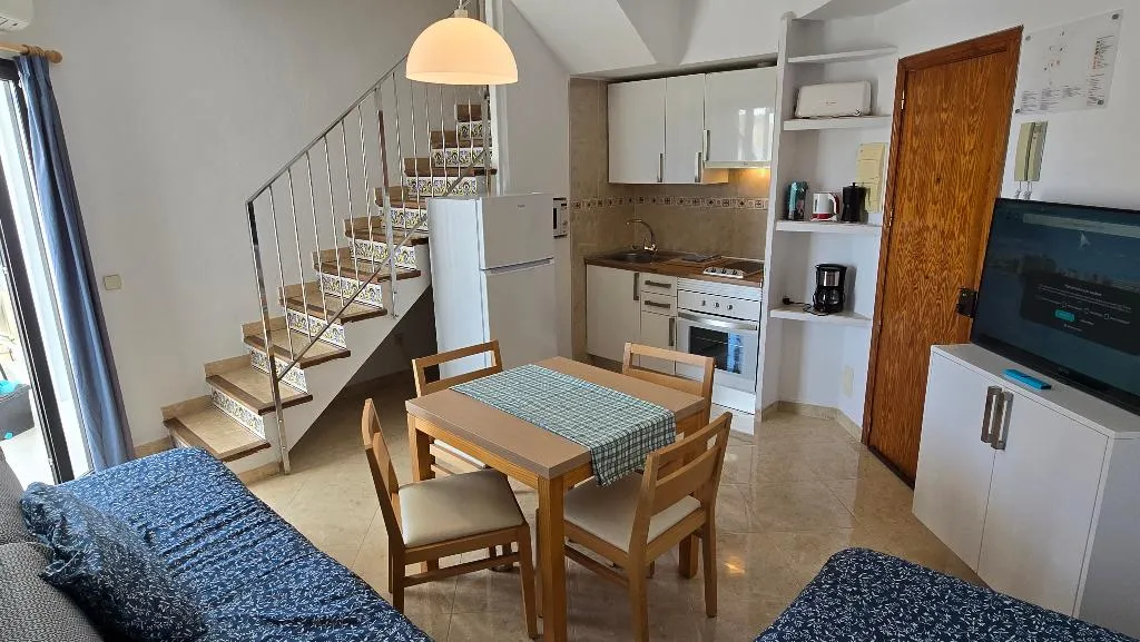 APARTMENT DUPLEX Room, Marina Palmanova Apartamentos, Majorca