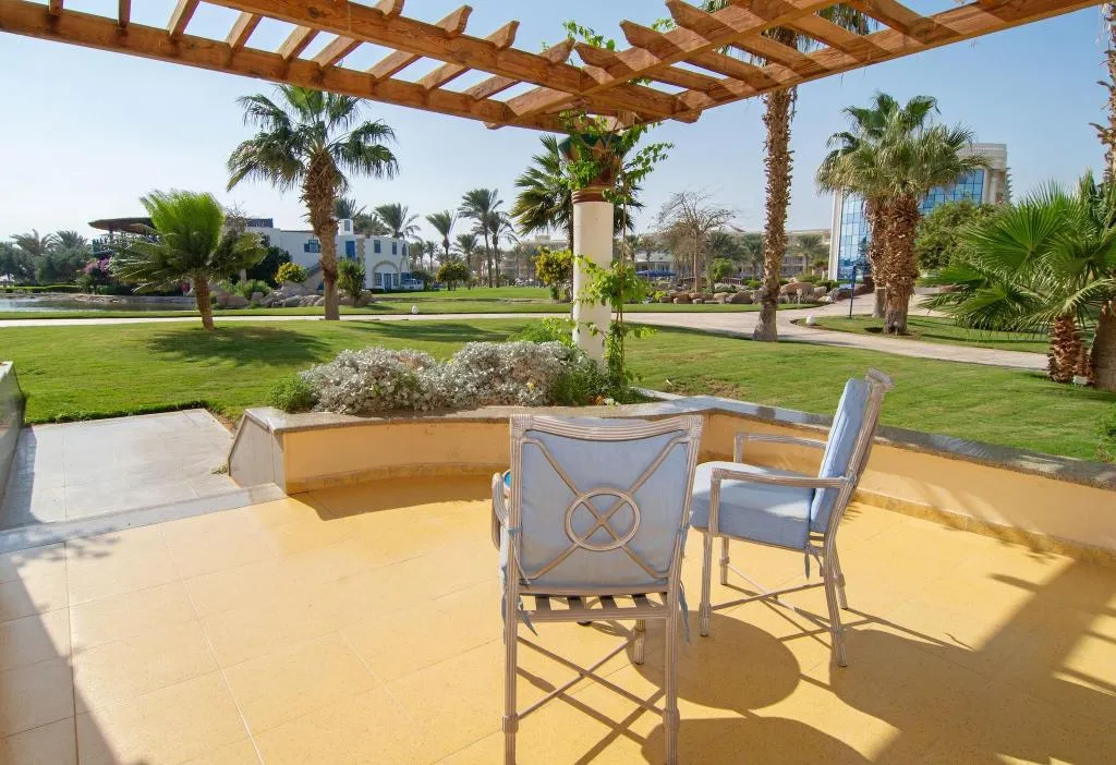 Terrace, Sentido Palm Royale, Red Sea Riviera