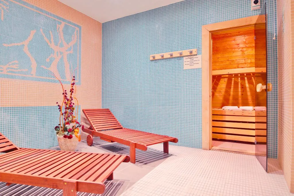 Sports and Entertainment, Sun Palace Wellness Hotel Marianske Lazne, Prague
