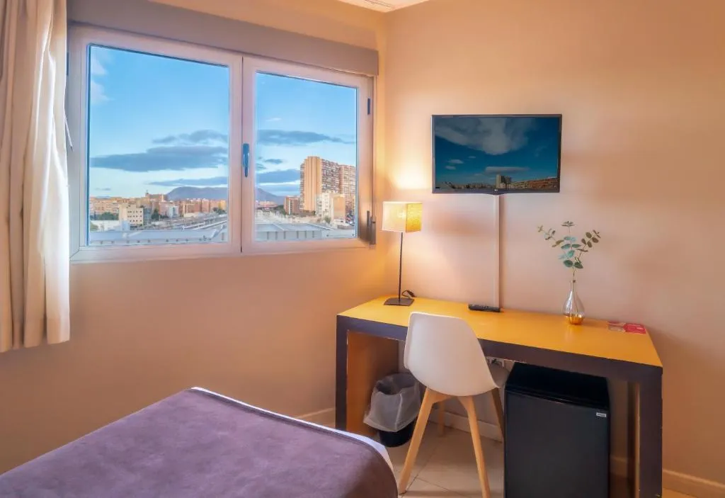 Double or Twin STANDARD Room, La City, Costa Blanca
