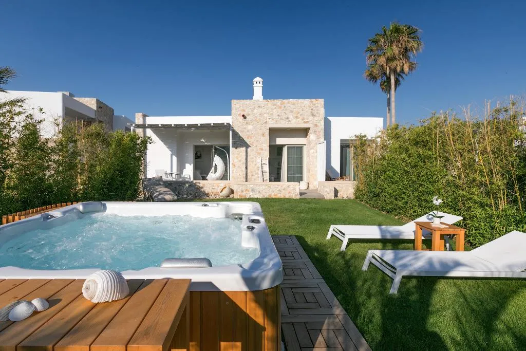 Room, White Pearls Luxury Suites Adults Only, Kos