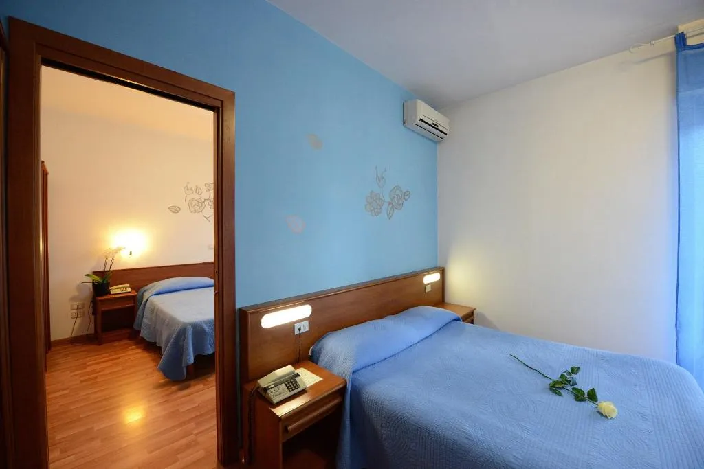 Room, Astor, Perugia