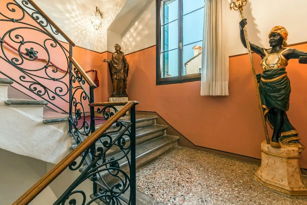 Lobby, Palazzo Guardi, Venice
