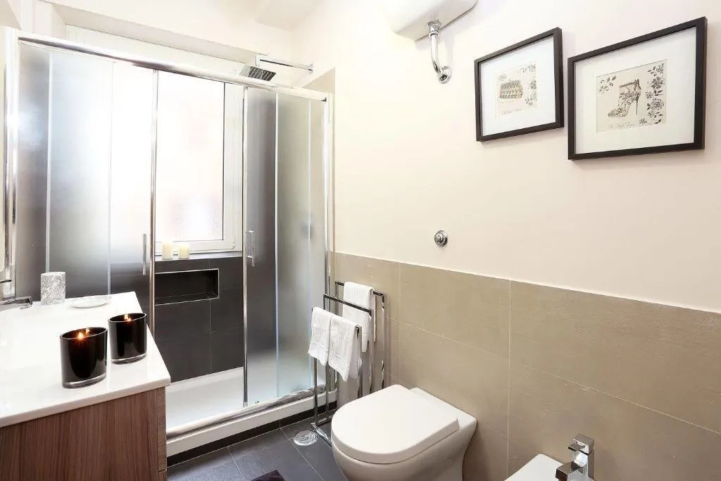 Room, Casa Ponte Sisto, Rome