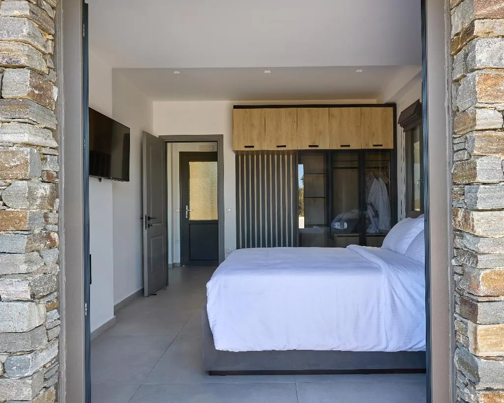 SUITE DELUXE SEA VIEW Room, Emerald Tinos, Mykonos