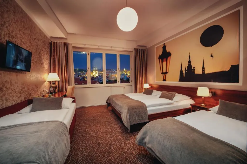 QUADRUPLE STANDARD Room, Metropolitan Old Town - Czech Leading Hotels, Prague