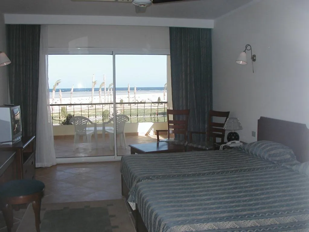 DOUBLE SEA VIEW Room, Royal Pharaoh Resort & Aqua Park, Red Sea Riviera