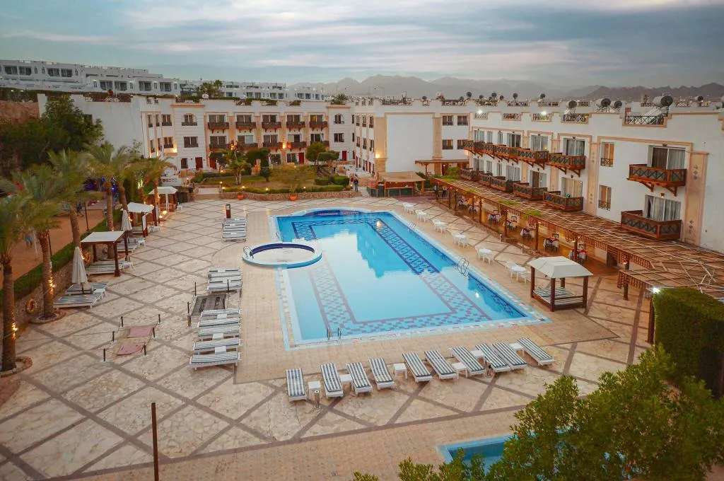 Pool, Falcon Naama Star Hotel, Red Sea Riviera