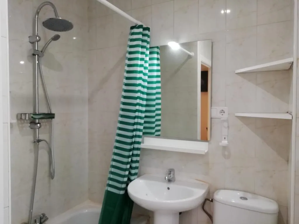 STUDIO STANDARD Room, Smartr Madrid Gran Via 47, Madrid