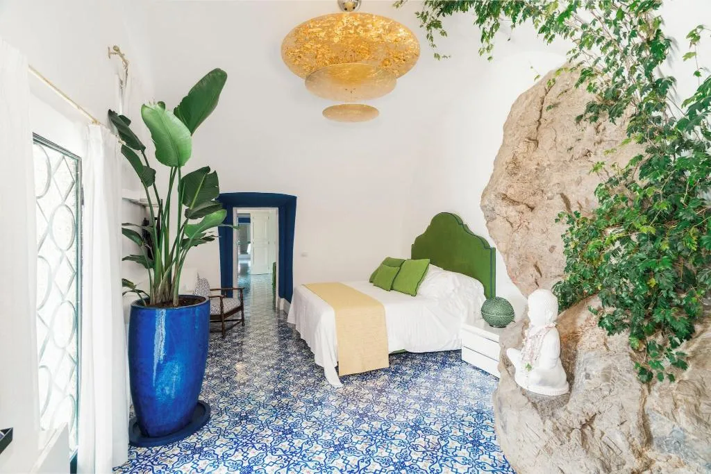 SUITE TWO QUEEN BEDS Room, Villa Magia, Naples