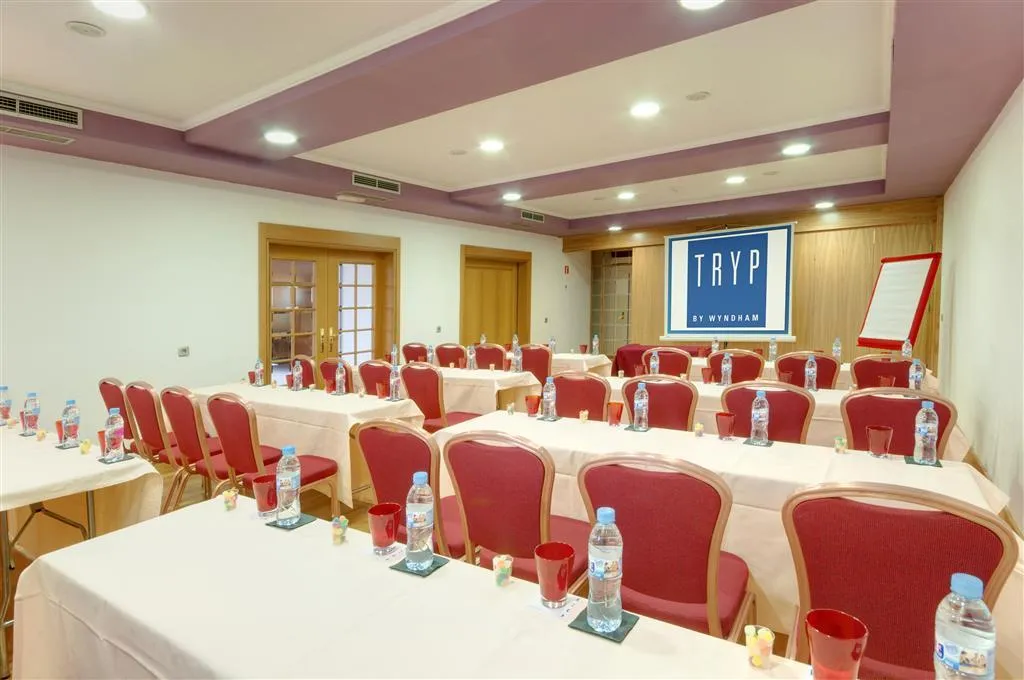 Conferences, Gran Hotel Los Angeles, Madrid