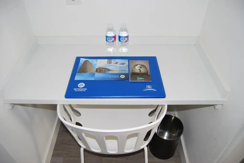 DOUBLE SINGLE USE STANDARD Room, Estudiotel Alicante, Costa Blanca