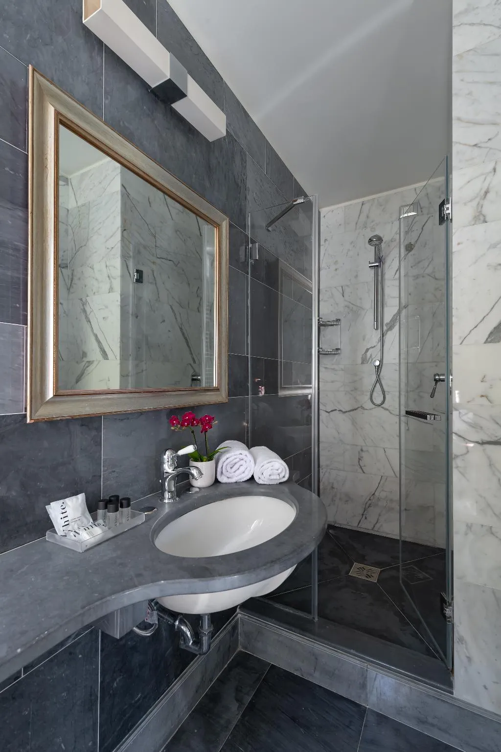 SUITE CLASSIC Room, Hotel Principe Torlonia, Rome