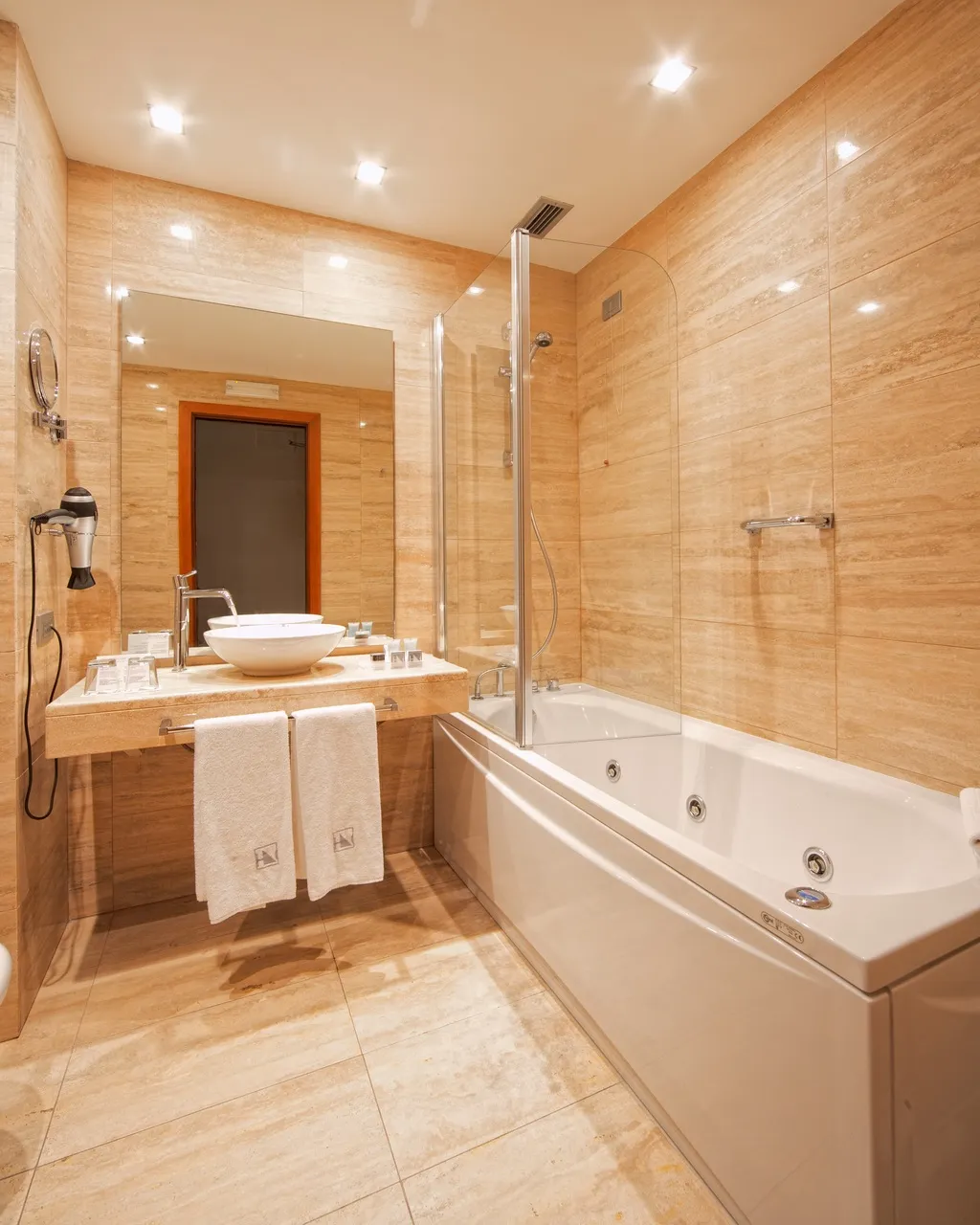Double or Twin STANDARD Room, Eurostars Roma Aeterna, Naples