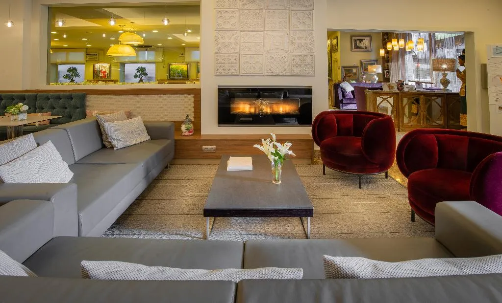 Lobby, Hotel Pirineos Figueres by Pierre & Vacances, Costa Brava