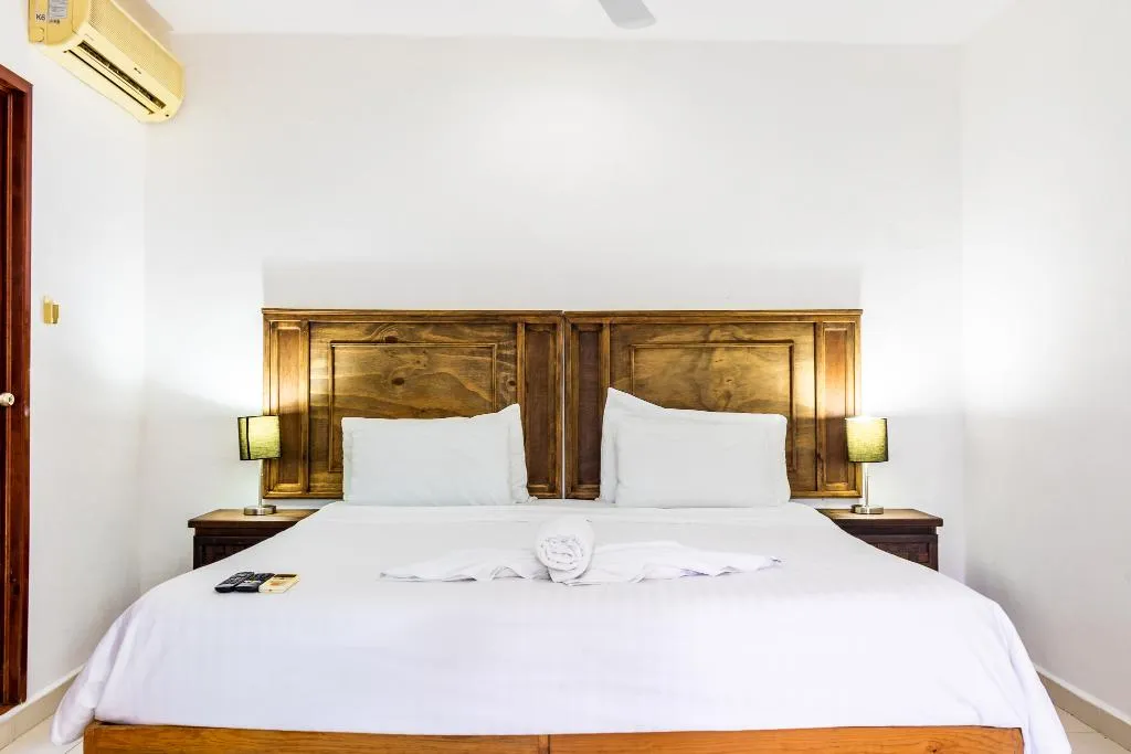 STUDIO KING SIZE BED Room, Casaejido, Playa Del Carmen