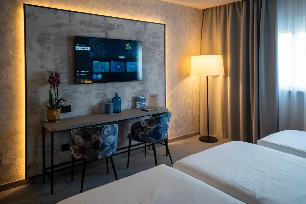 TRIPLE SUPERIOR Room, BV Oly Hotel, Rome
