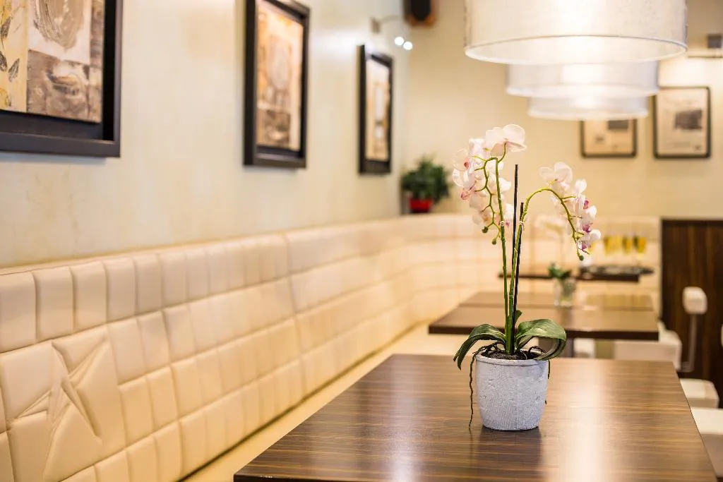 Bar, Avalon Hotel & Conferences, Riga